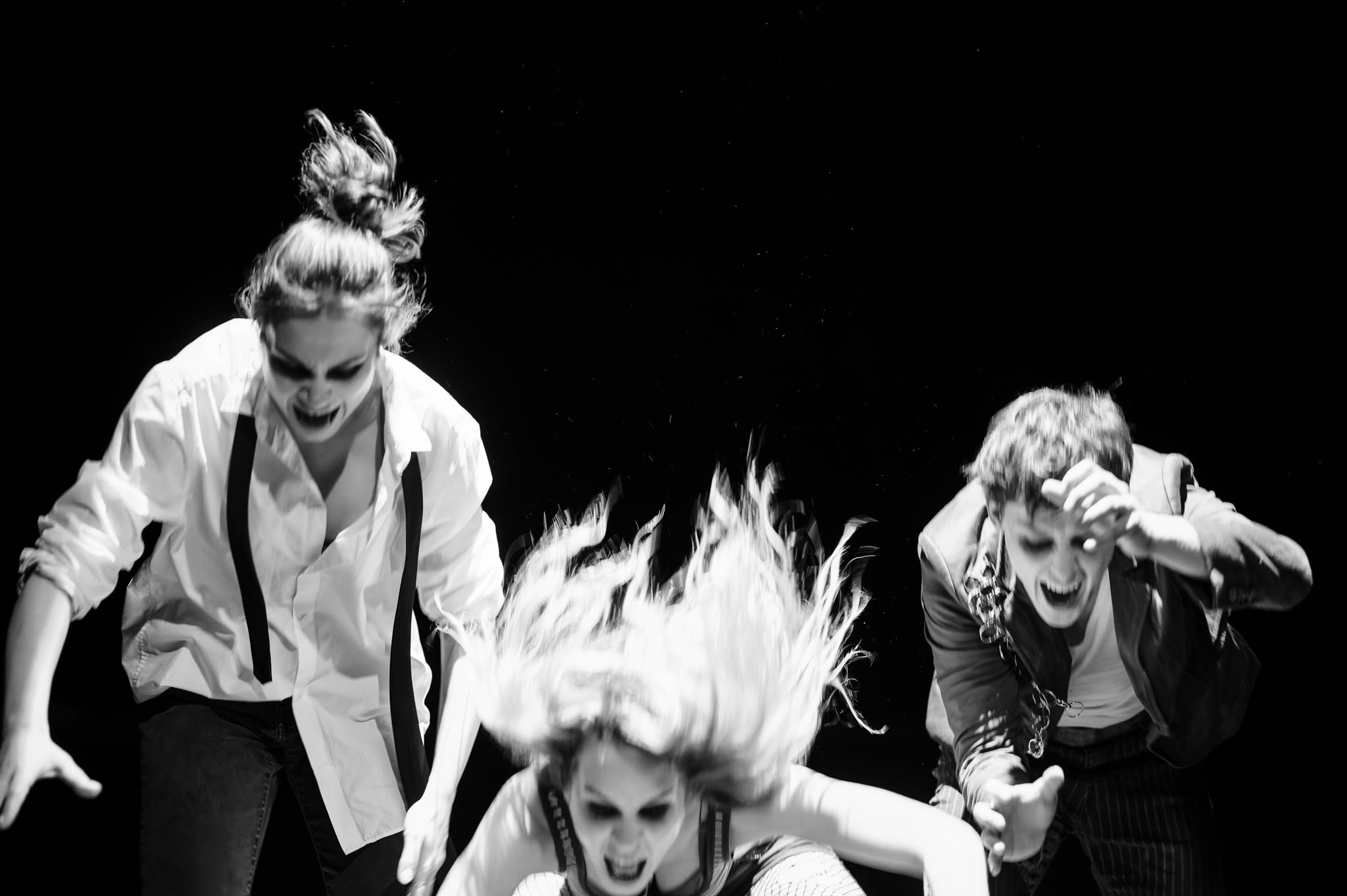 Mliečne Zuby - Štúdio 12