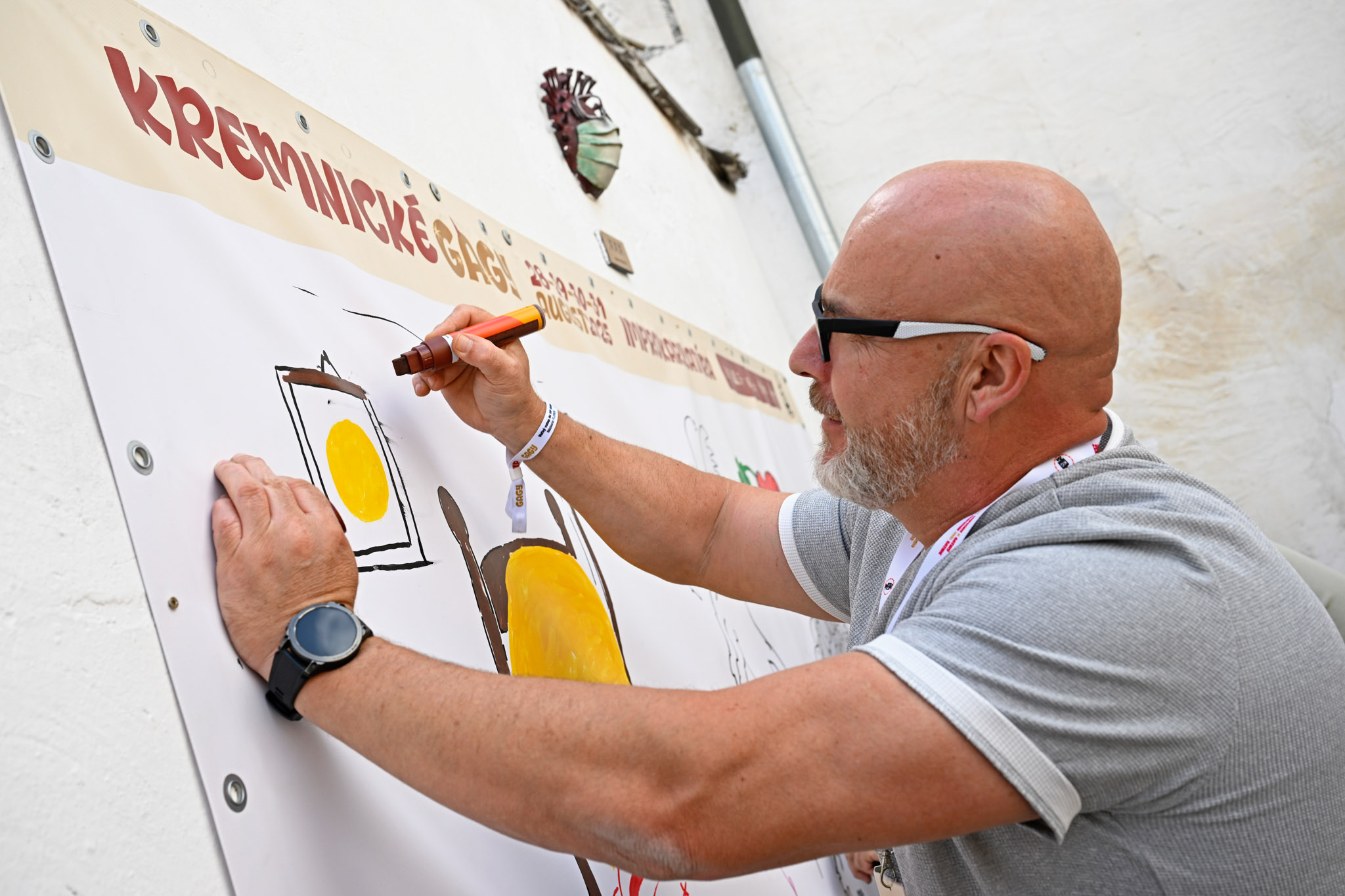 KG25 Improkarikatura MS 20