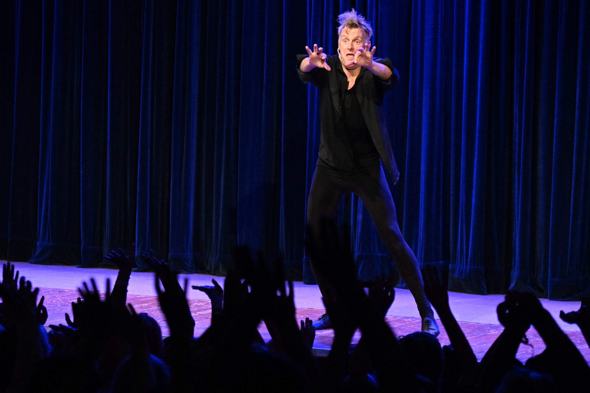 KG25 Trygve Wakenshaw Silly little things KSM 022