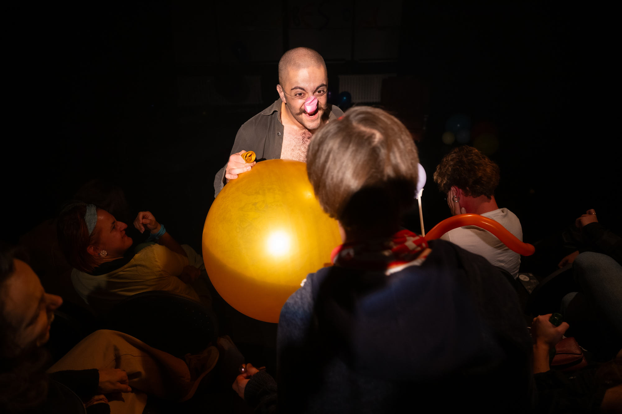 20251011 TN SNJ Arman Kupelyan foto Radovan Stoklasa 022w